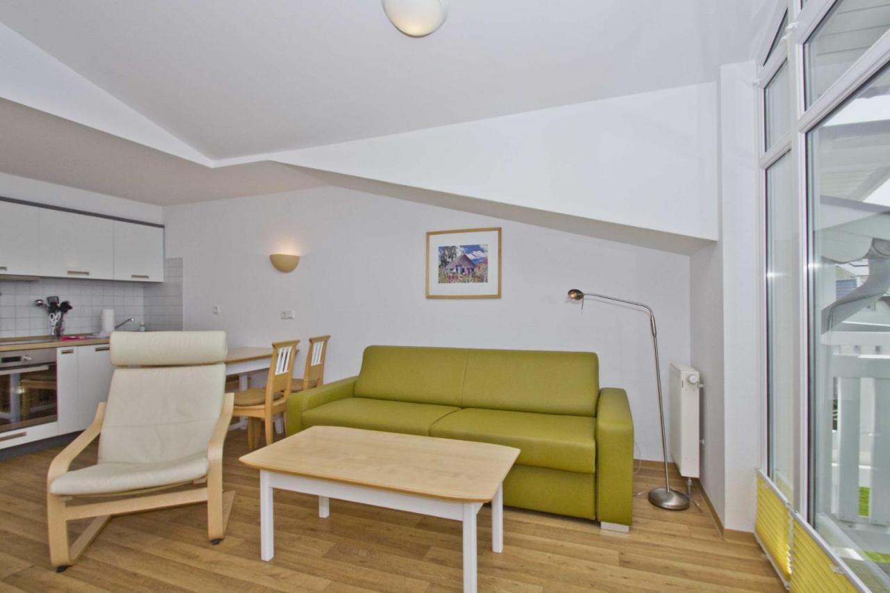 Mit Meerblick Und Balkon, Gratis Nutzung Vom Ahoi Erlebnisbad Und Sauna In Sellin - Meeresblick Fewo 17 Goehren  Εξωτερικό φωτογραφία